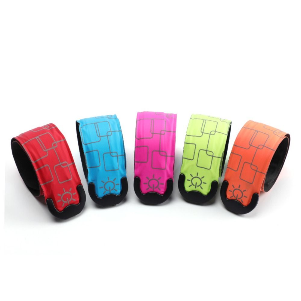 Opaska na ramię do biegania w  – Running Gear For Night recenzja i cena